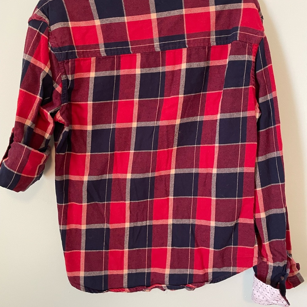 Buttons: plaid button down - Picture 5 of 6